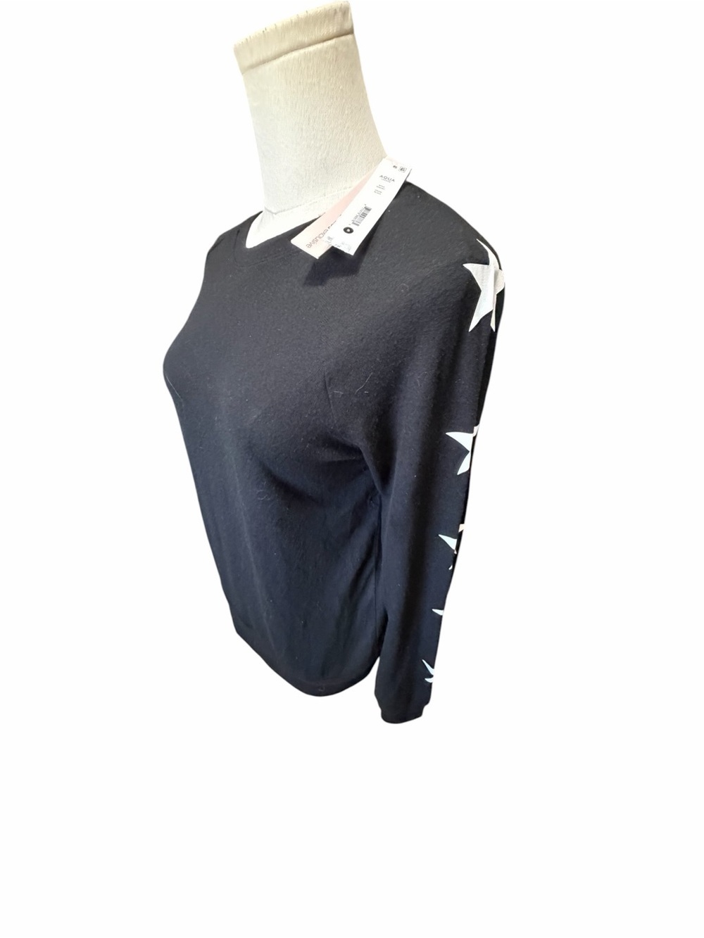 NWT Aqua Black Star Crewneck Sweater Sz Small